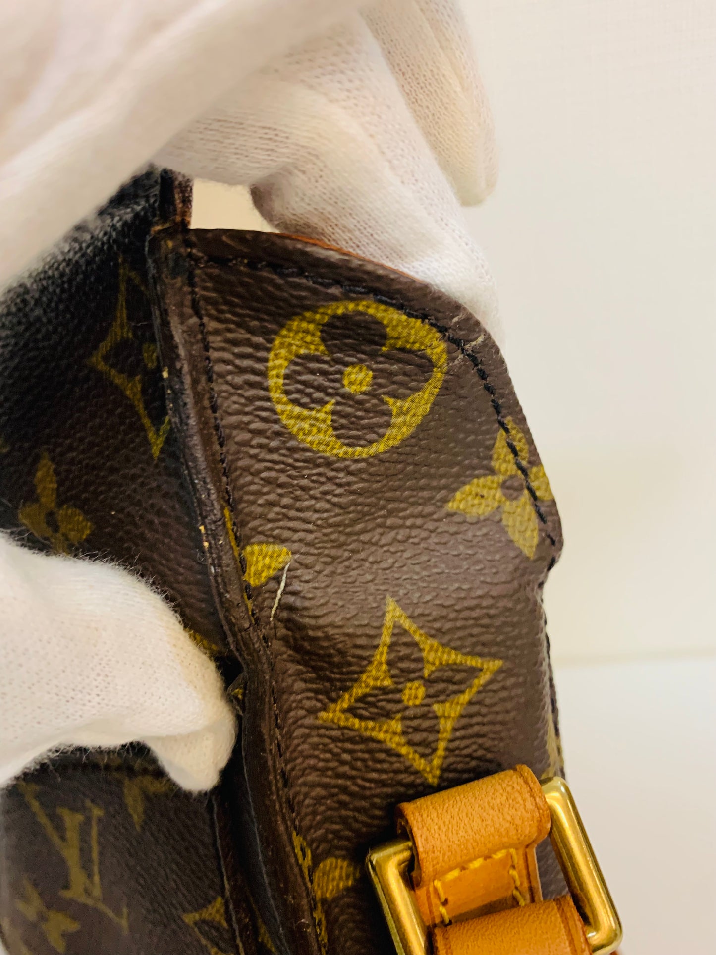 LOUIS VUITTON Saint Cloud MM Monogram