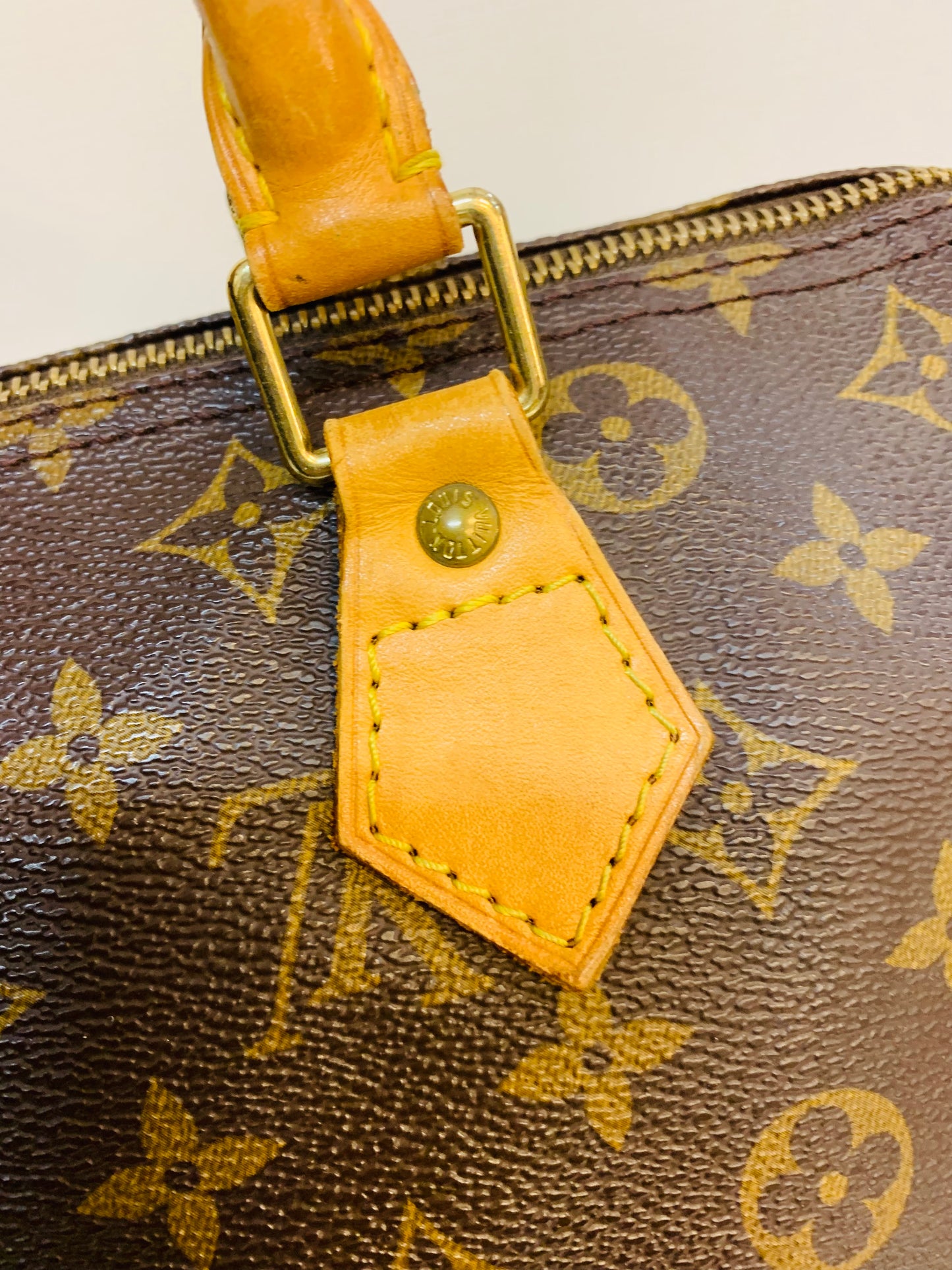 LOUIS VUITTON SPEEDY 30