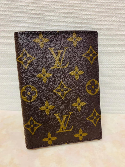 Louis Vuitton Passport Holder