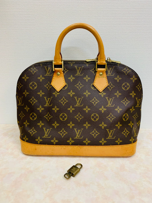 LOUIS VUITTON ALMA PM