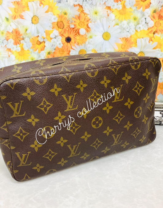 Louis Vuitton Trousse 28